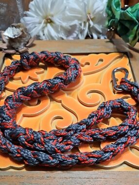 Hand Crafted Thick Paracord Dog Training Leash NEW